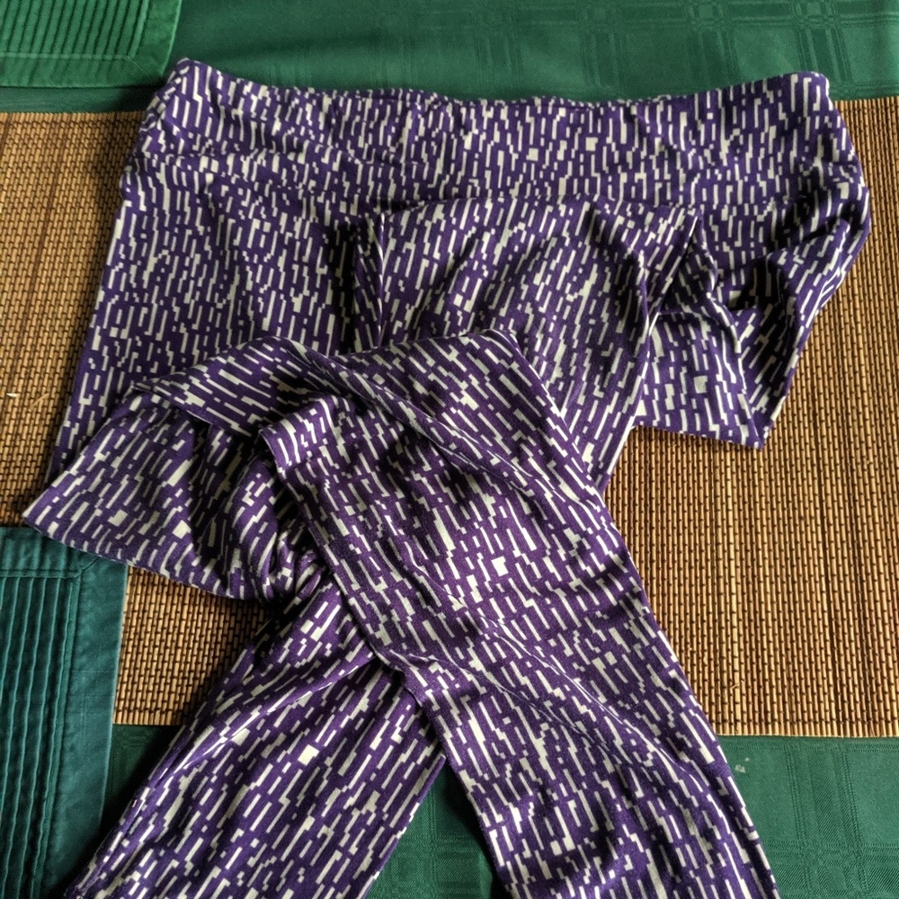 LulaRoe print Leggings